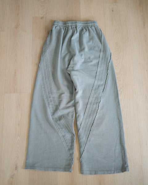 WIDE LEG SWEATPANTS - LIGHT GREY