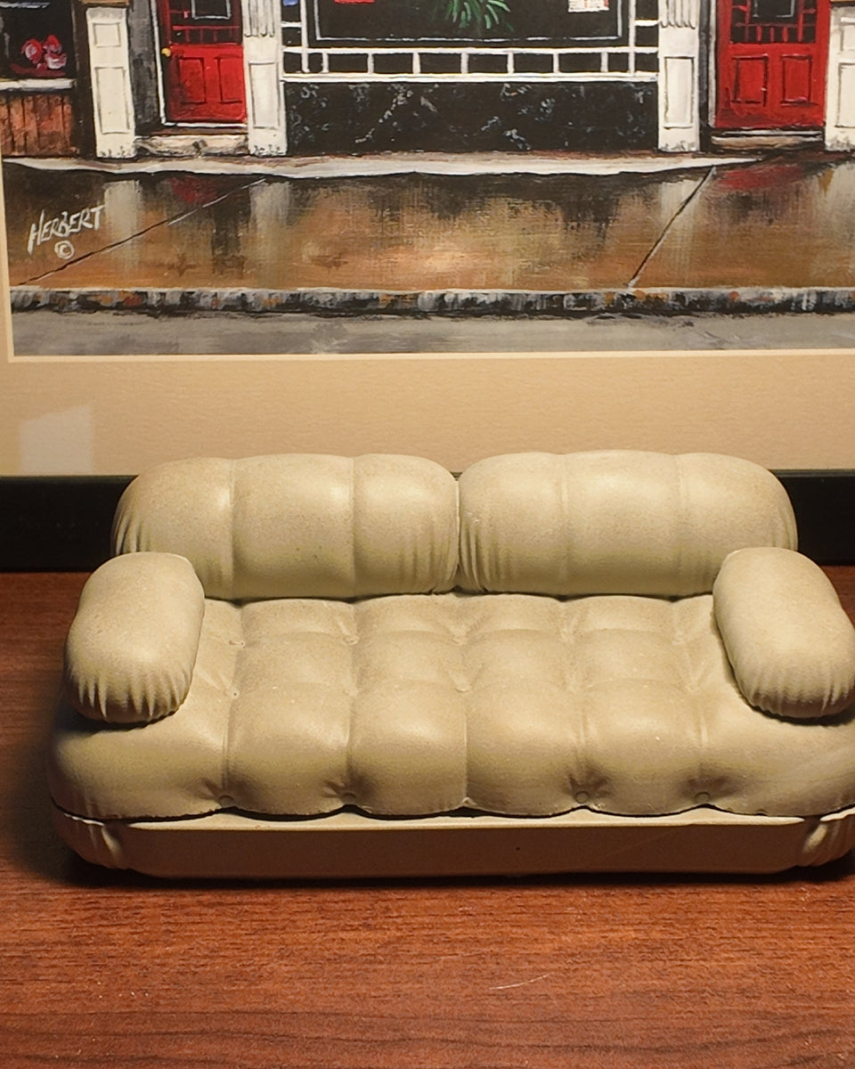 THE STASH LOUNGE (RUG INCLUDED)