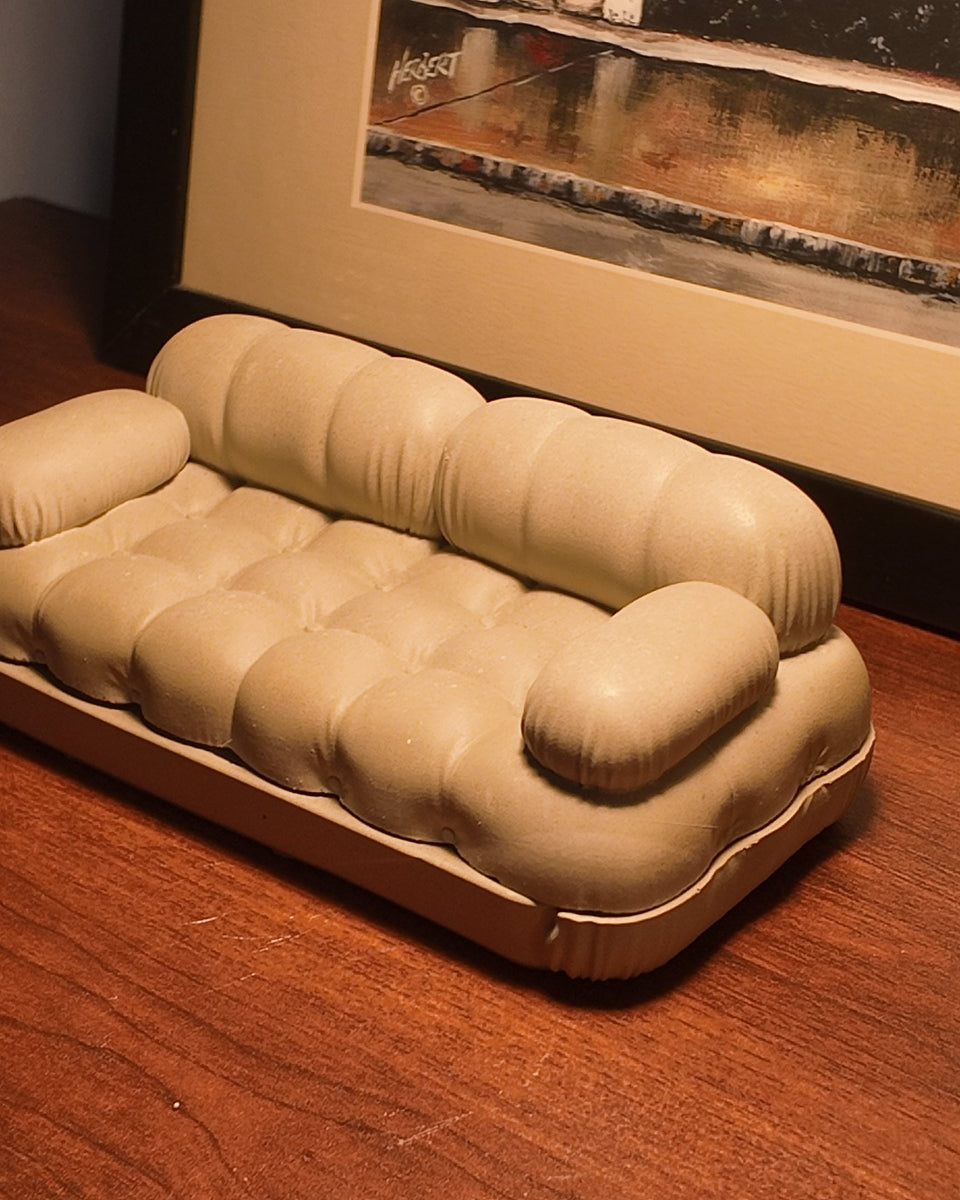 THE STASH LOUNGE (RUG INCLUDED)
